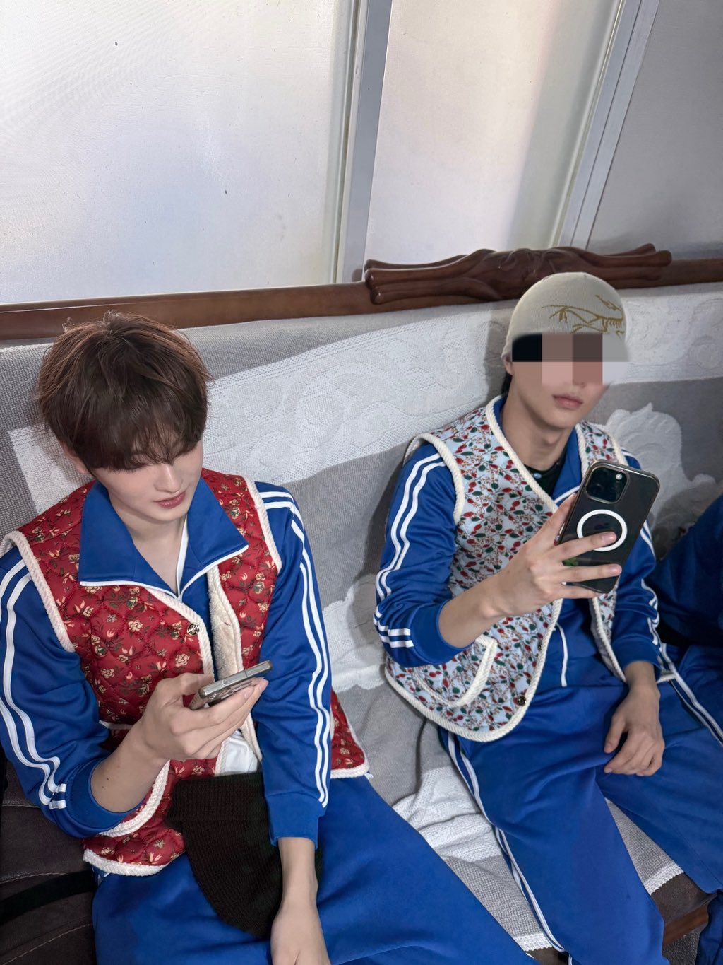 [잡담] 장한음: 이정이형이 가려달라고 해서 모자이크 처리를 했어요!! | 인스티즈