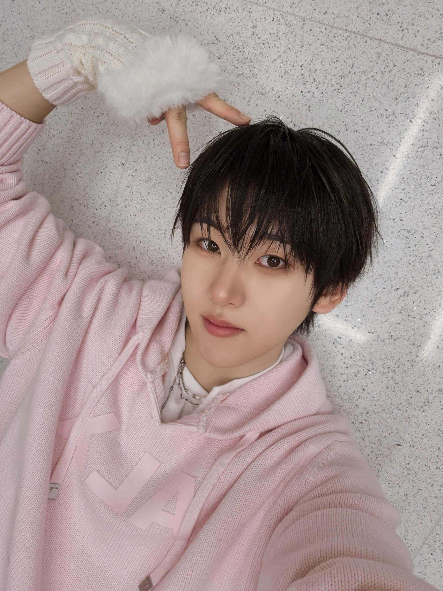 [잡담] 핑크보이 계훈이 셀카 | 인스티즈