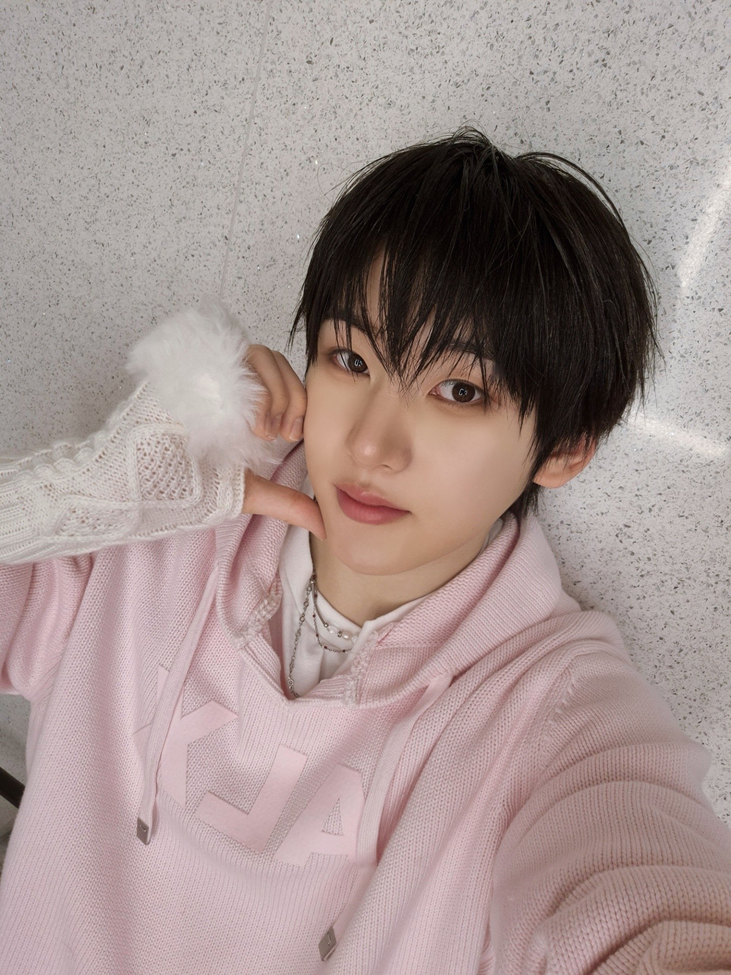 [잡담] 핑크보이 계훈이 셀카 | 인스티즈