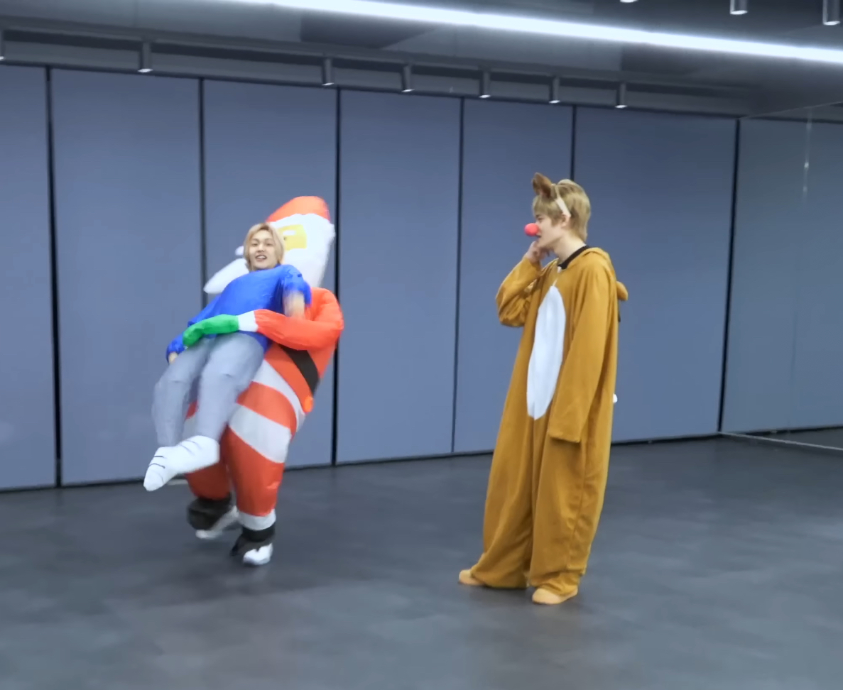 [잡담] 라이즈 노룩패스 개웃기네 | 인스티즈