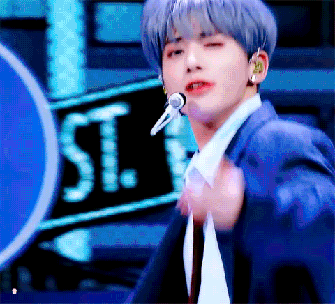 [잡담] 확실히 남돌들도 무대에서 헤어가 좀 흩날려줘야 맛이다 | 인스티즈