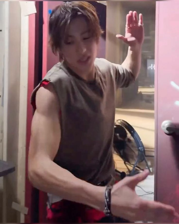 [잡담] 몸이 어마무시함 | 인스티즈