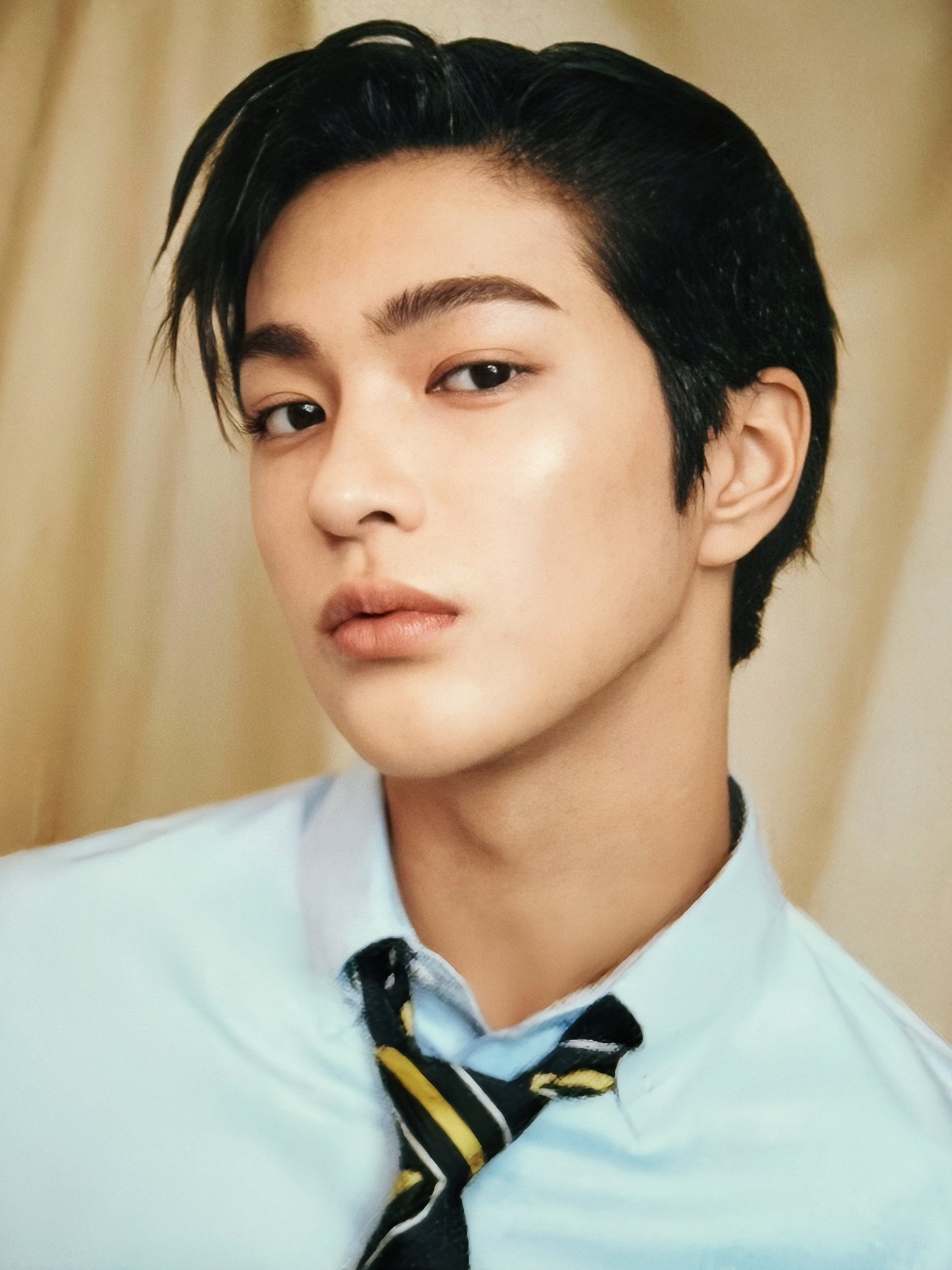 [잡담] 건호 눈이 진짜 이뻐서 잘몰랐는데 | 인스티즈