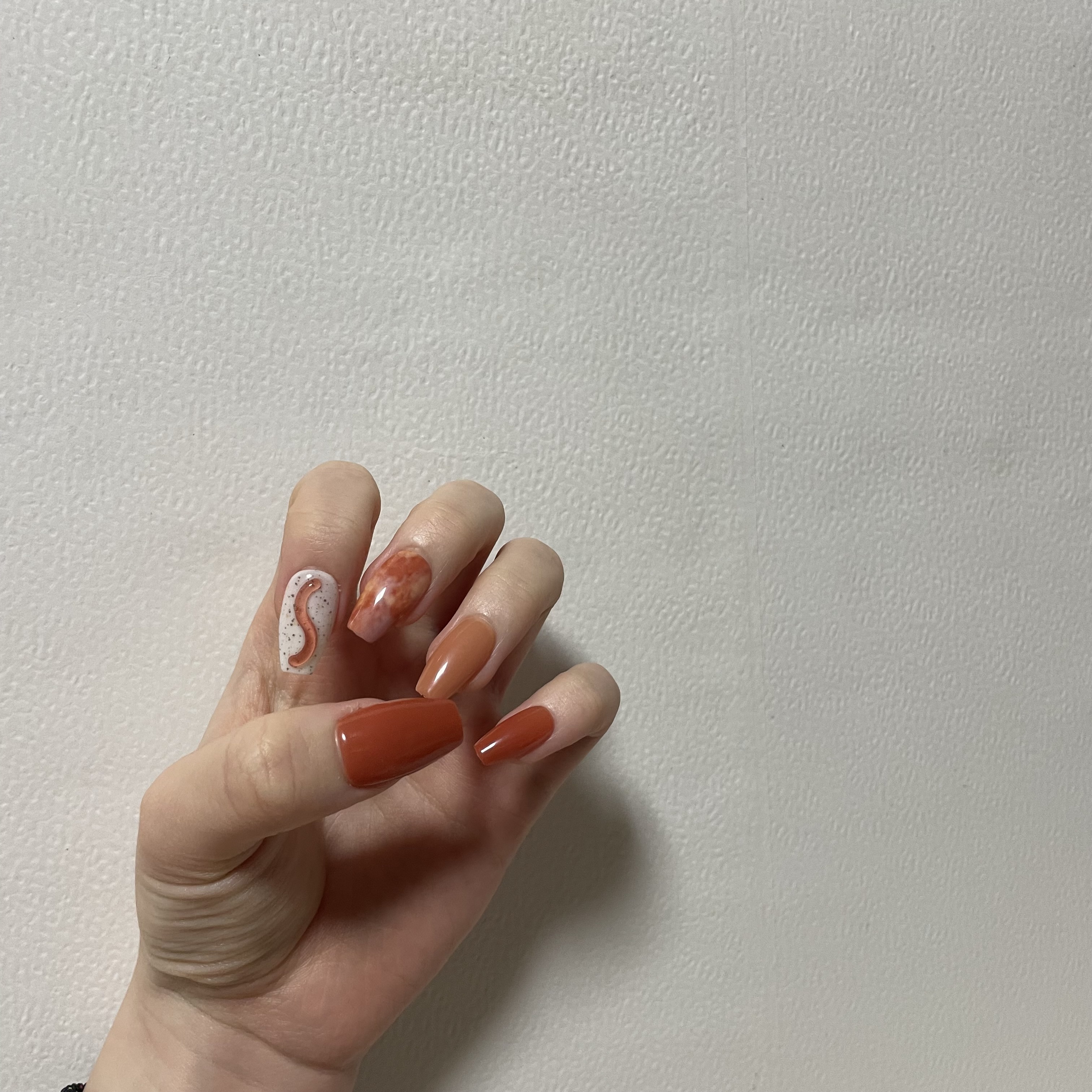 [잡담] 나 손 꾸미는 거 엄청 좋아했을때 손톱 봐줘 | 인스티즈