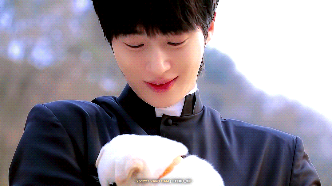 [잡담] 변우석) 졸라 귀엽네 | 인스티즈