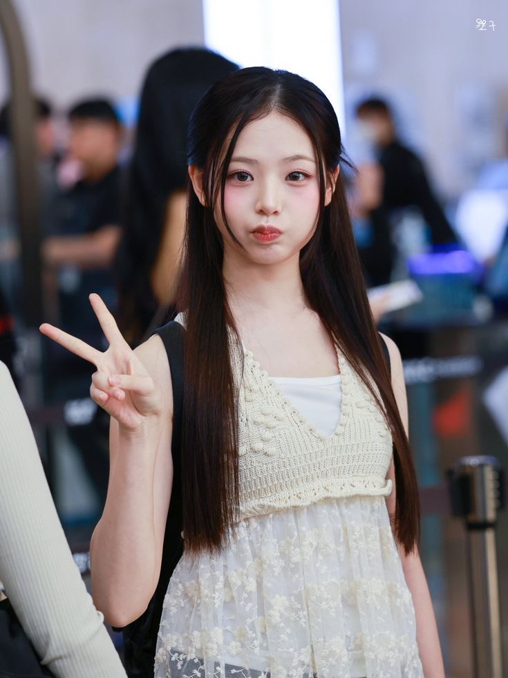 [잡담] 임서원은 유니스 활동 끝나고 대기업 가서 재데뷔했음 좋겠다 | 인스티즈