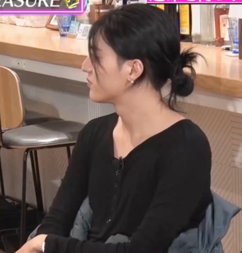 [잡담] 진짜 장난안치고 고개 돌리기 전까지 여자인줄 알았음 | 인스티즈