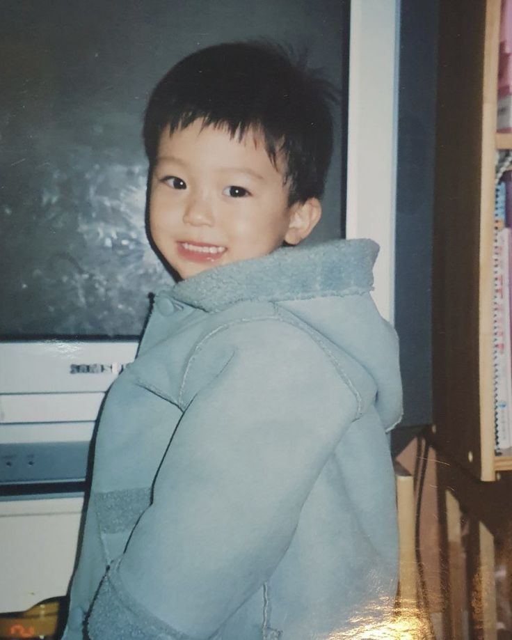 [잡담] 아이돌 과사만 보고 누군지 맞혀봐 | 인스티즈