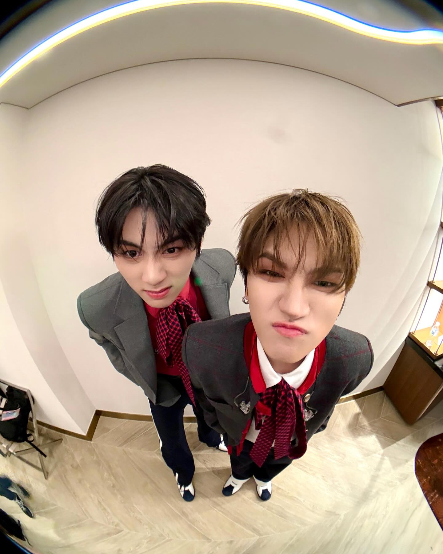 [잡담] 보넥도 무슨 이런 사진을 올려주고 그래 | 인스티즈