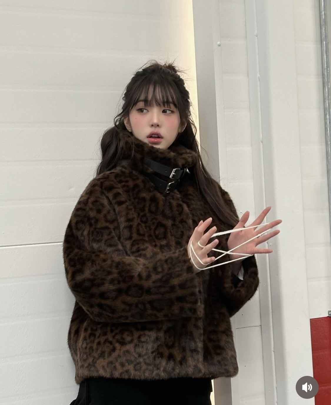 [잡담] 장원영 얼굴만 보면 중딩이라고 해도 믿겠다 | 인스티즈