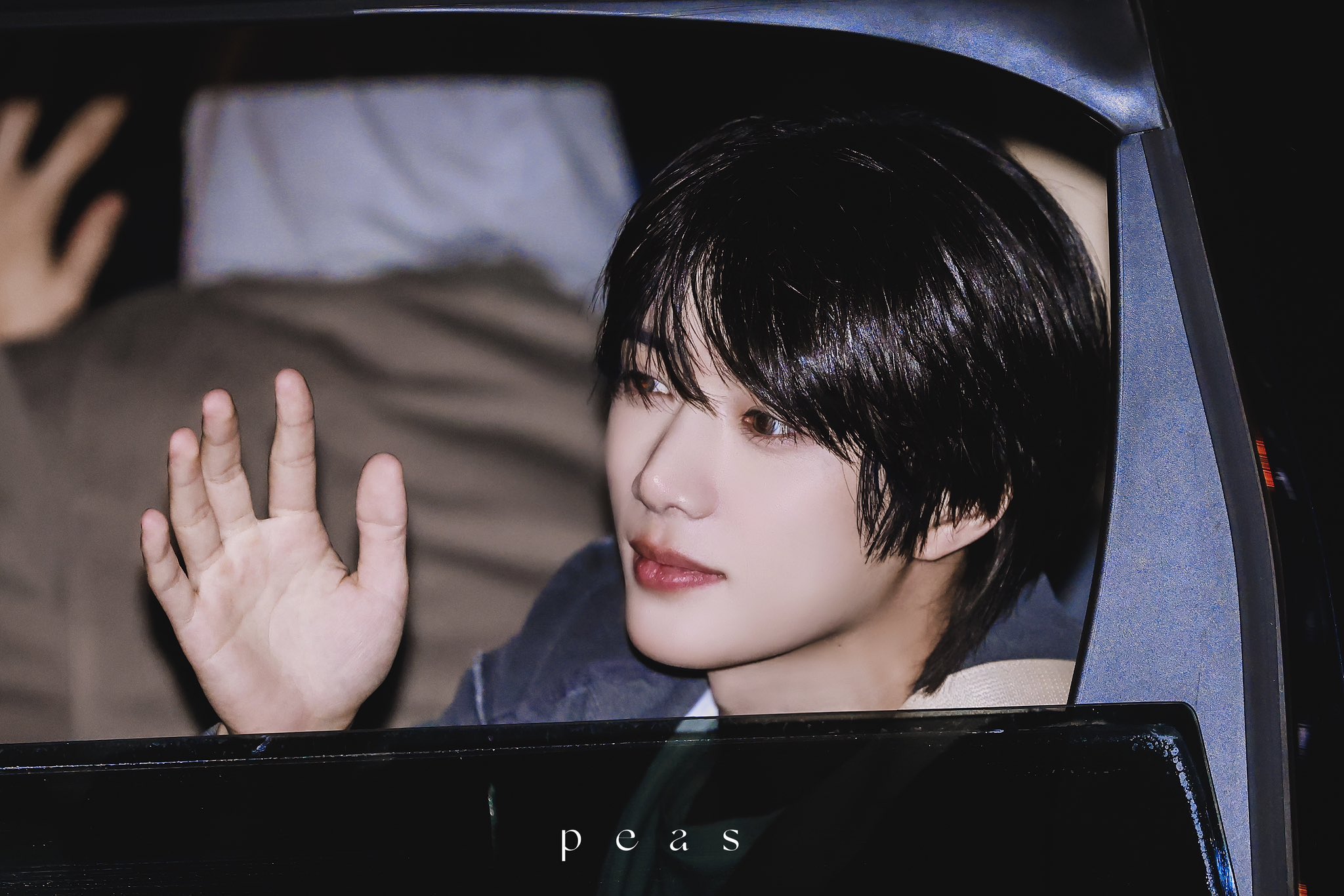 [잡담] 난 진짜 언더 속눈썹이 이렇게 긴 사람 처음 봤음 | 인스티즈