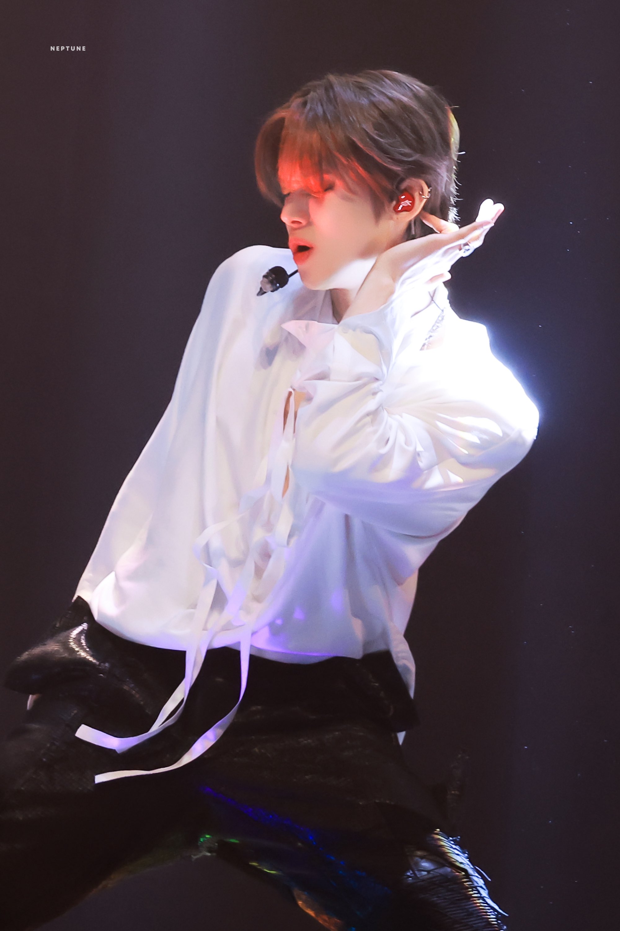 [잡담] 난 이런 거 보면 조명도 진짜... 도와주는구나 싶음 | 인스티즈