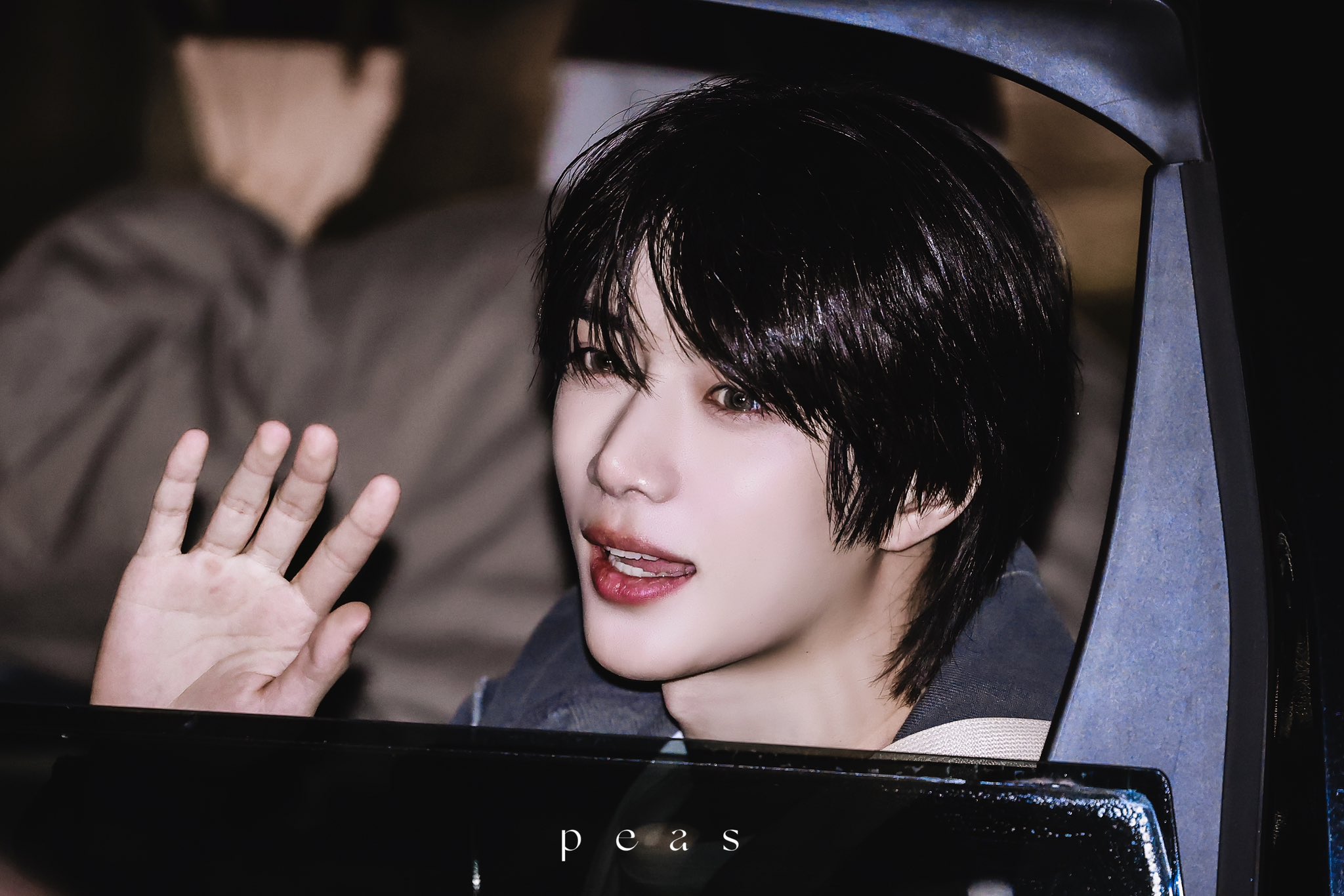 [잡담] 난 진짜 언더 속눈썹이 이렇게 긴 사람 처음 봤음 | 인스티즈