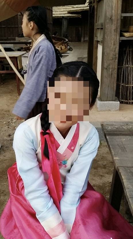 [잡담] 이런 머리 잘 어울리는 건 왤까...? | 인스티즈