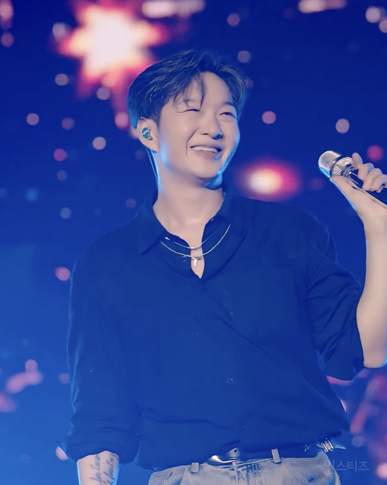 콘서트장에서 가수랑 듀엣하는 팬덤 실존...JPG | 인스티즈