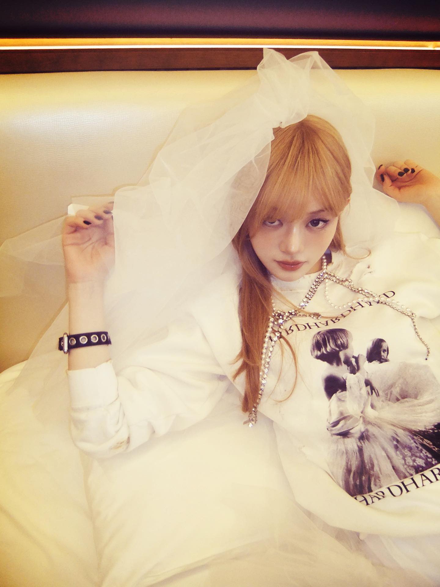 [잡담] 아일릿 커신컨셉 제대로 말아주니까 ㄹㅇ 진짜같다 | 인스티즈