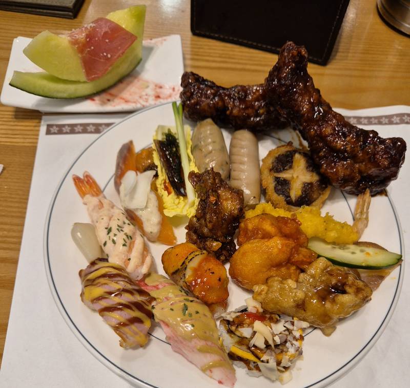 [잡담] 가족 외식으로 뷔페 가서 떵개 하고 왔다🤤 | 인스티즈