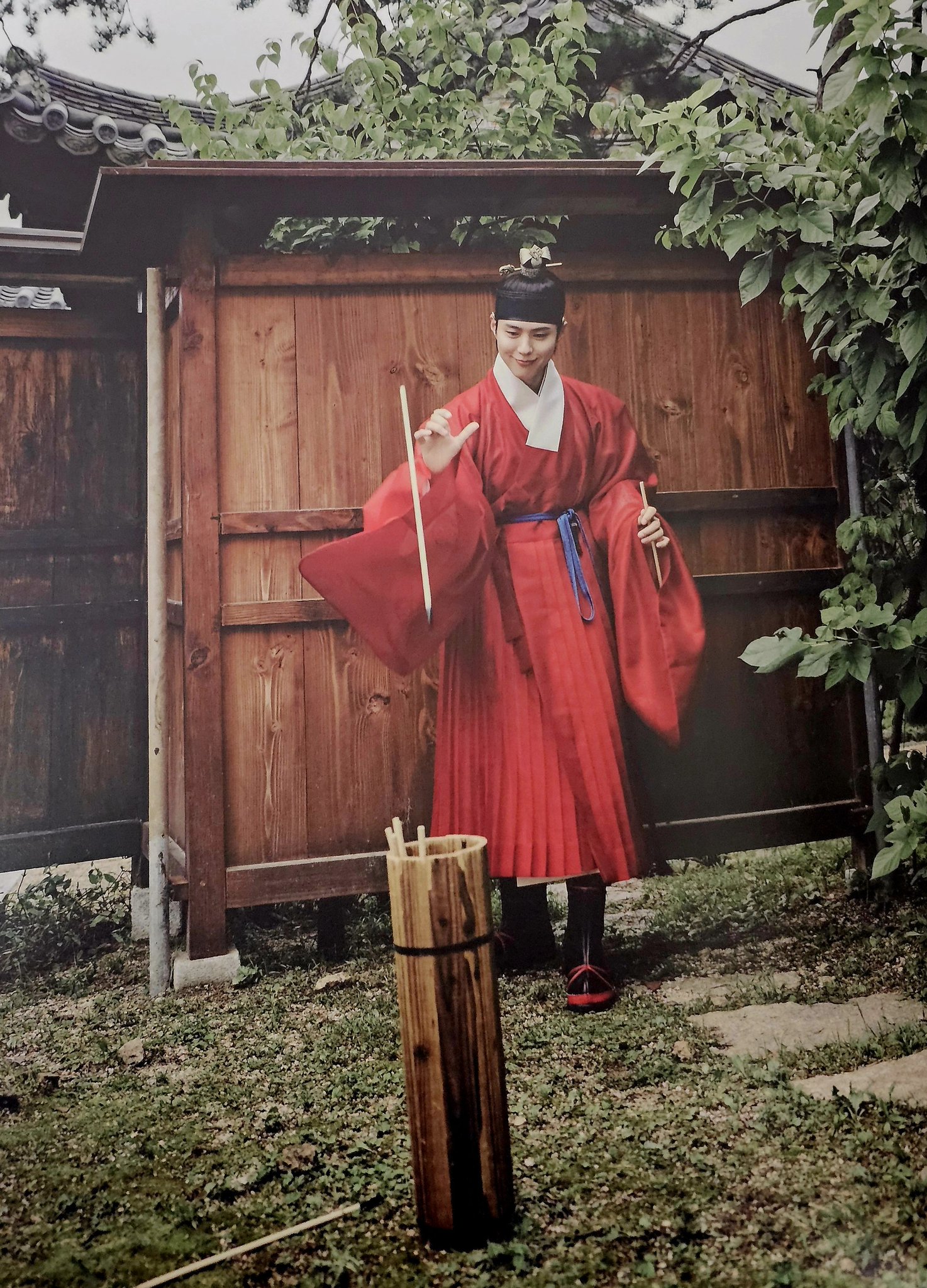 [잡담] 와 박보검 시그 포토북 사진 올라오는거 보는데 미모 미쳤다 ㄷㄷ | 인스티즈