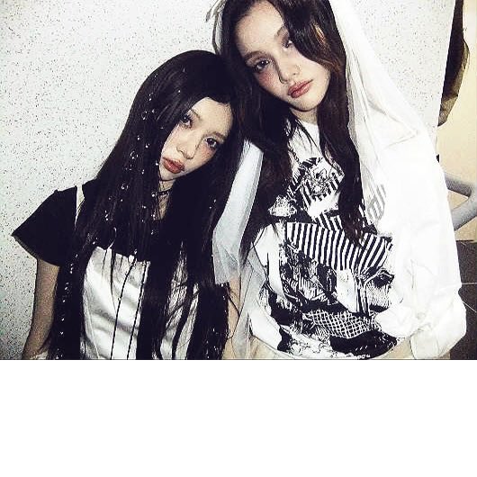 [잡담] 아일릿 커신컨셉 제대로 말아주니까 ㄹㅇ 진짜같다 | 인스티즈