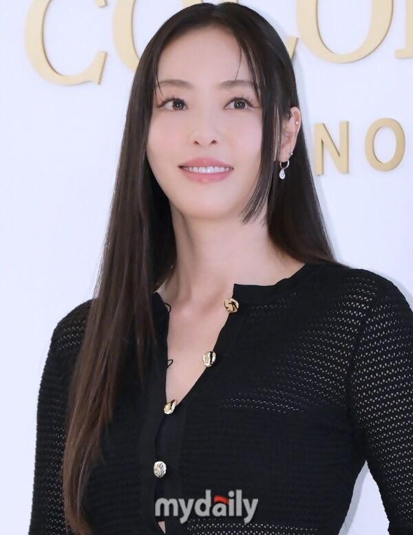 [정보/소식] [단독] 이다희, '음악 예능 퀸' 귀환… '베일드 컵' MC | 인스티즈