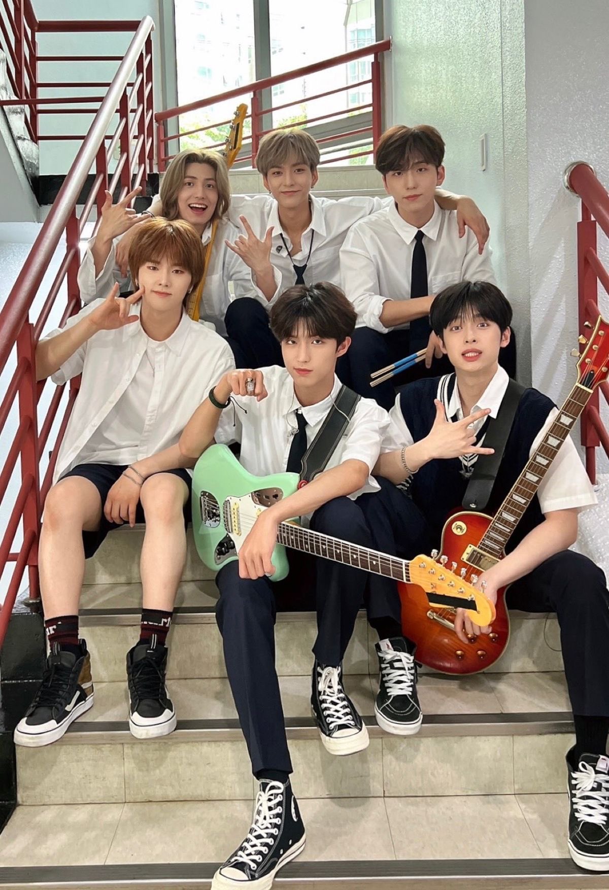 [잡담] 이 사이에 2년 있대 | 인스티즈