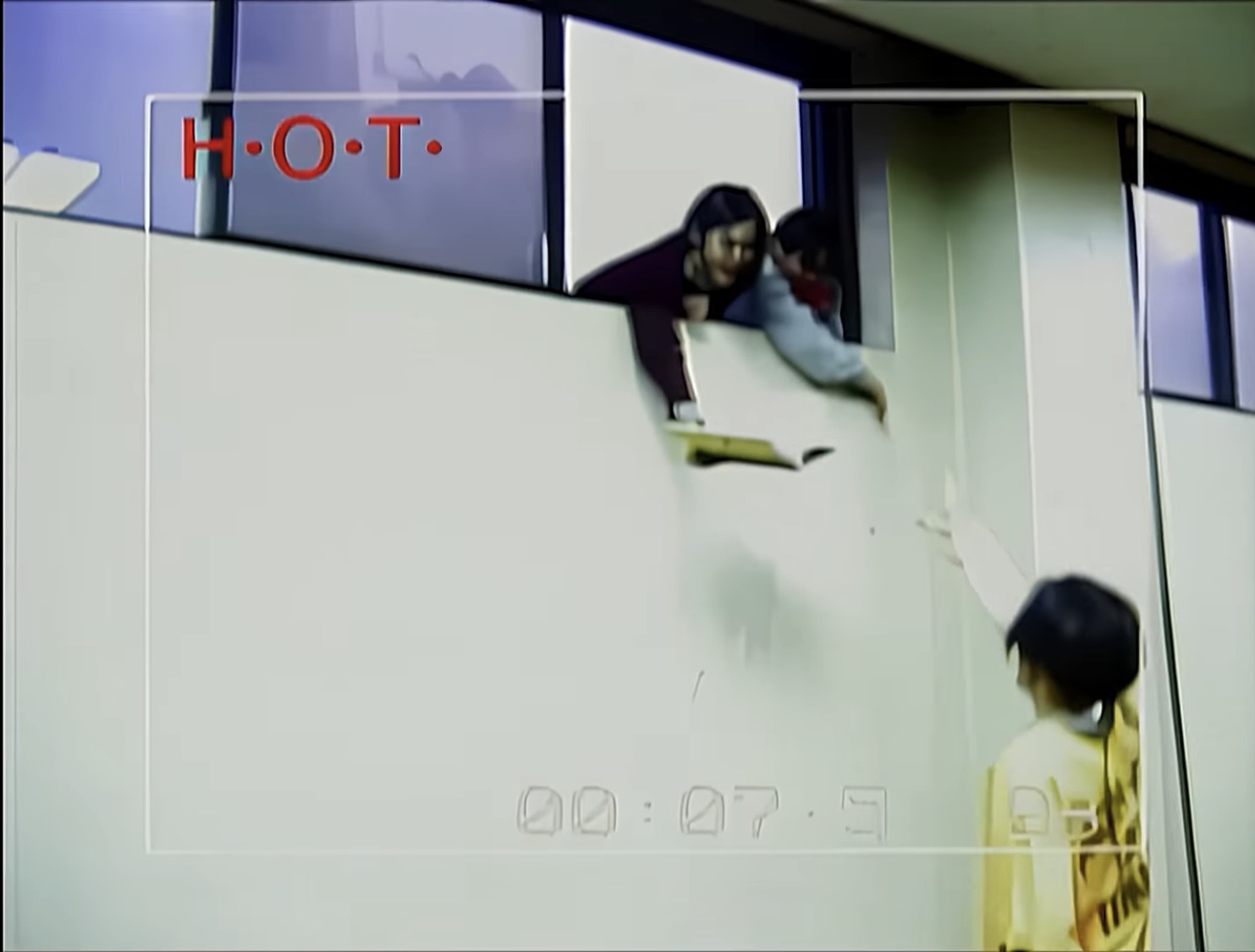 [잡담] H.O.T. 캔디 뮤비 뭔가 낭만 있음 | 인스티즈