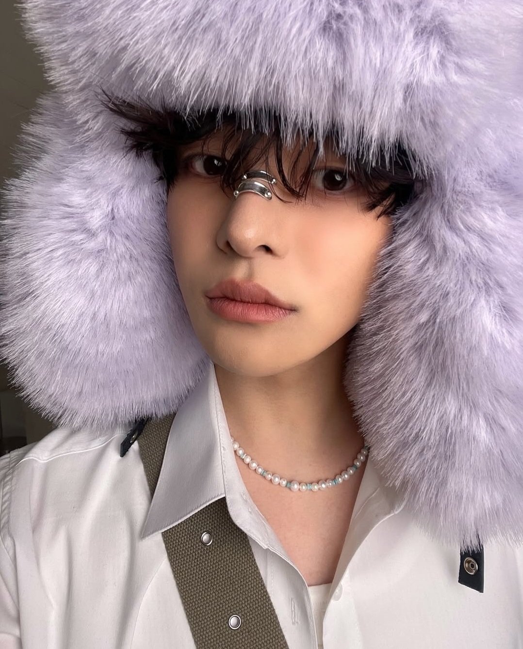 [잡담] 이리오 눈썹 가리면 날티 없어지는거 넘 신기함 | 인스티즈