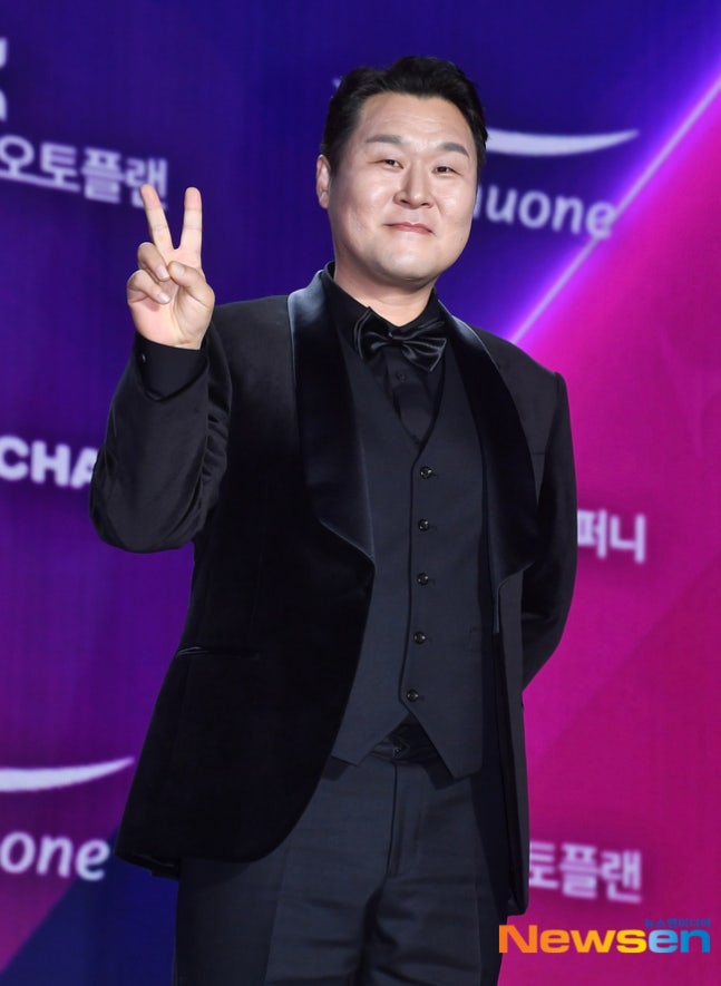 [잡담] 윤경호 배우 귀엽네ㅋㅋㅋ | 인스티즈