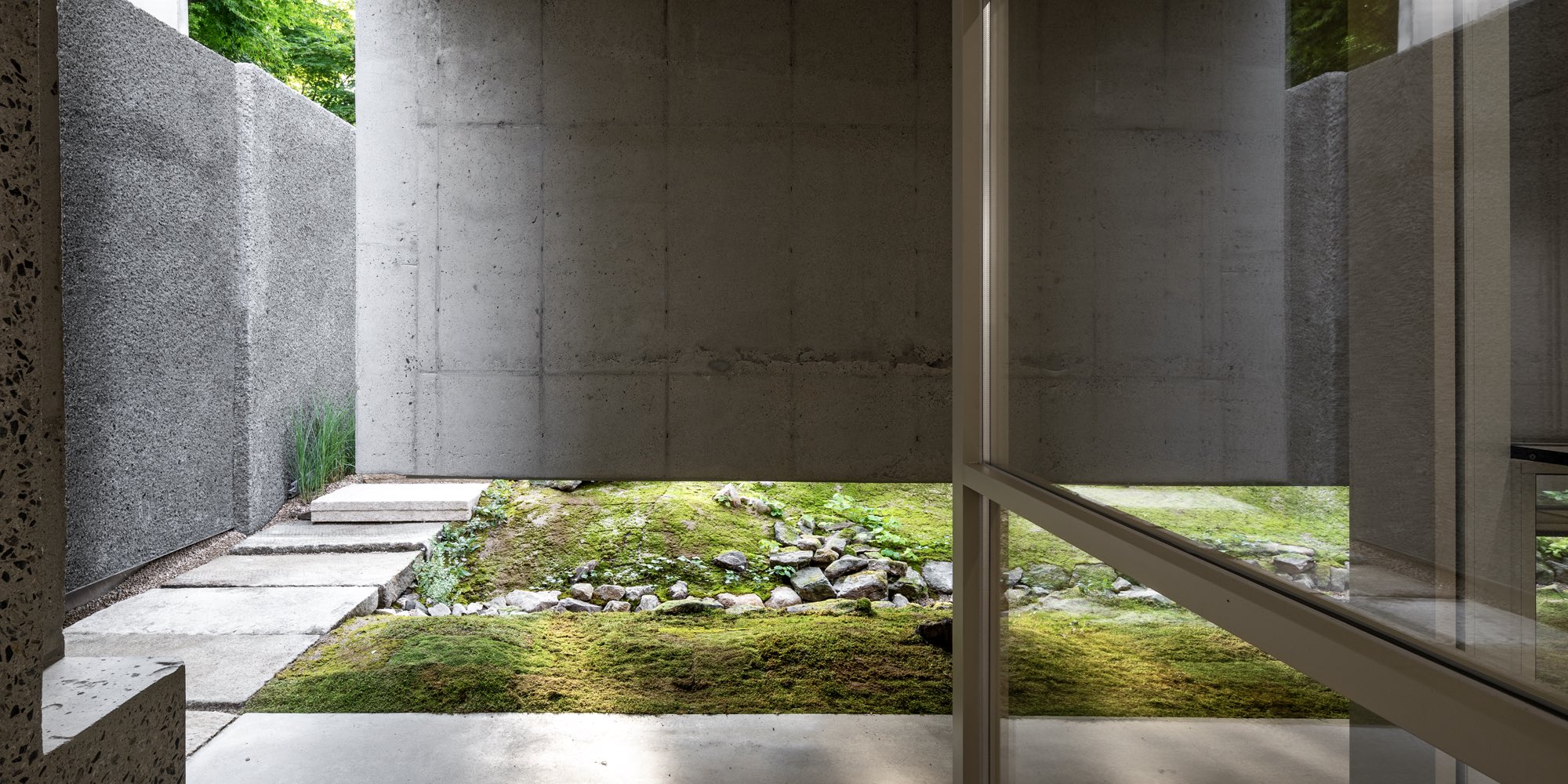 [잡담] 제니 사진전하는 장소도 잘 정했다 | 인스티즈