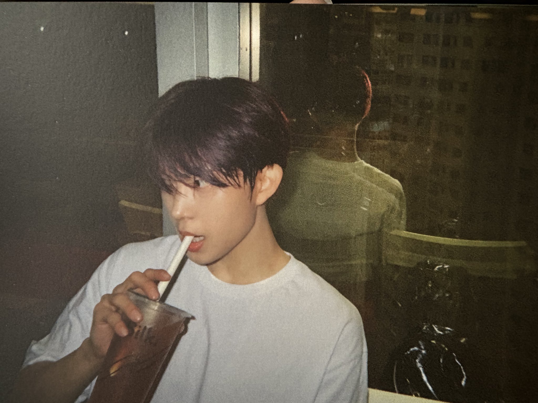 [잡담] 흰티 노헤메 김건우만보면 달려들어서 키갈하고깊음 | 인스티즈