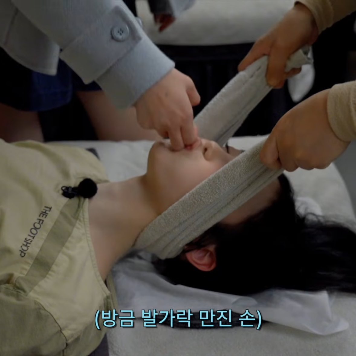 [잡담] 하투하 자컨 40분 내내 이렇게 굴러 감 | 인스티즈