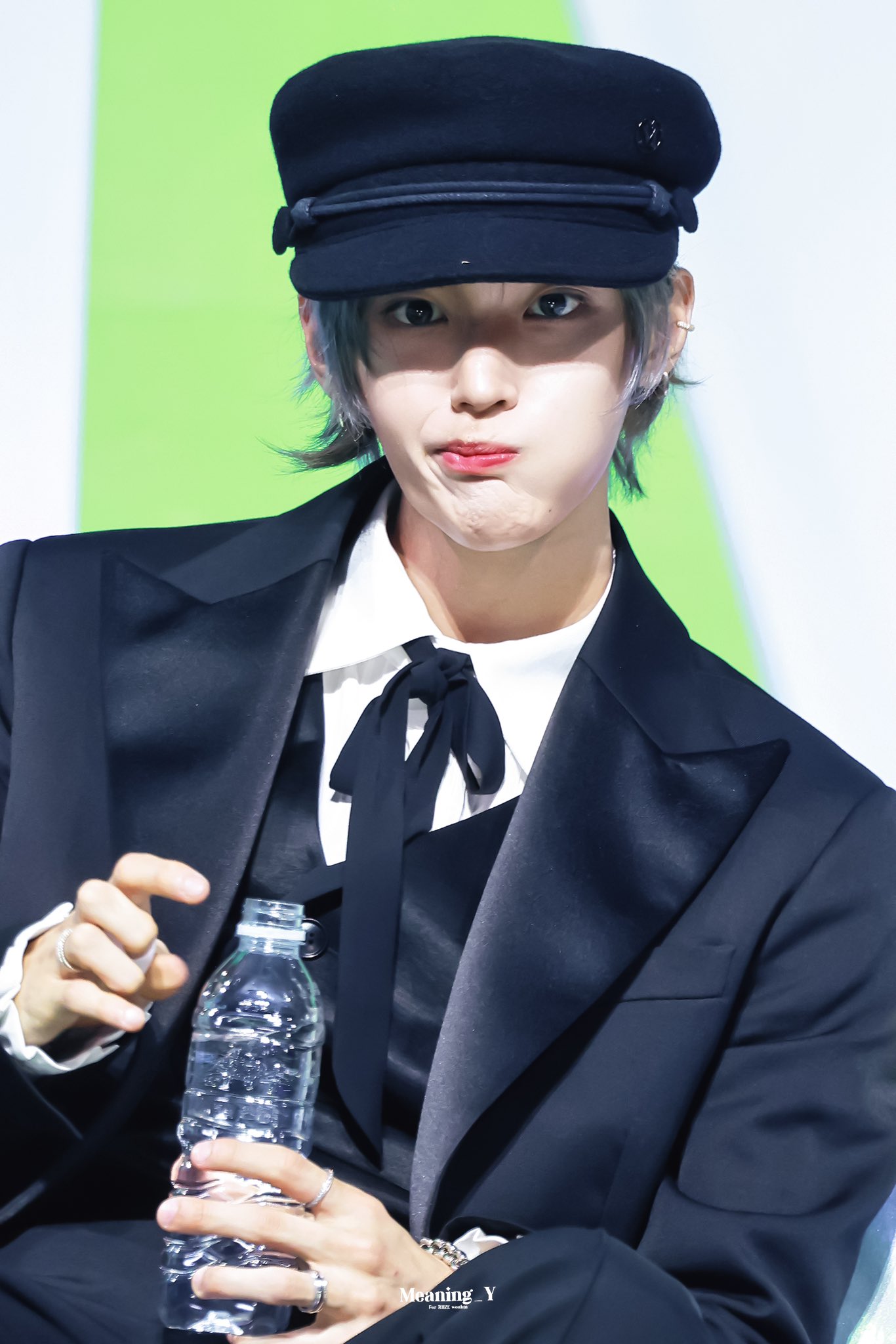 [잡담] 원빈이 물마시다 찍힌거 | 인스티즈