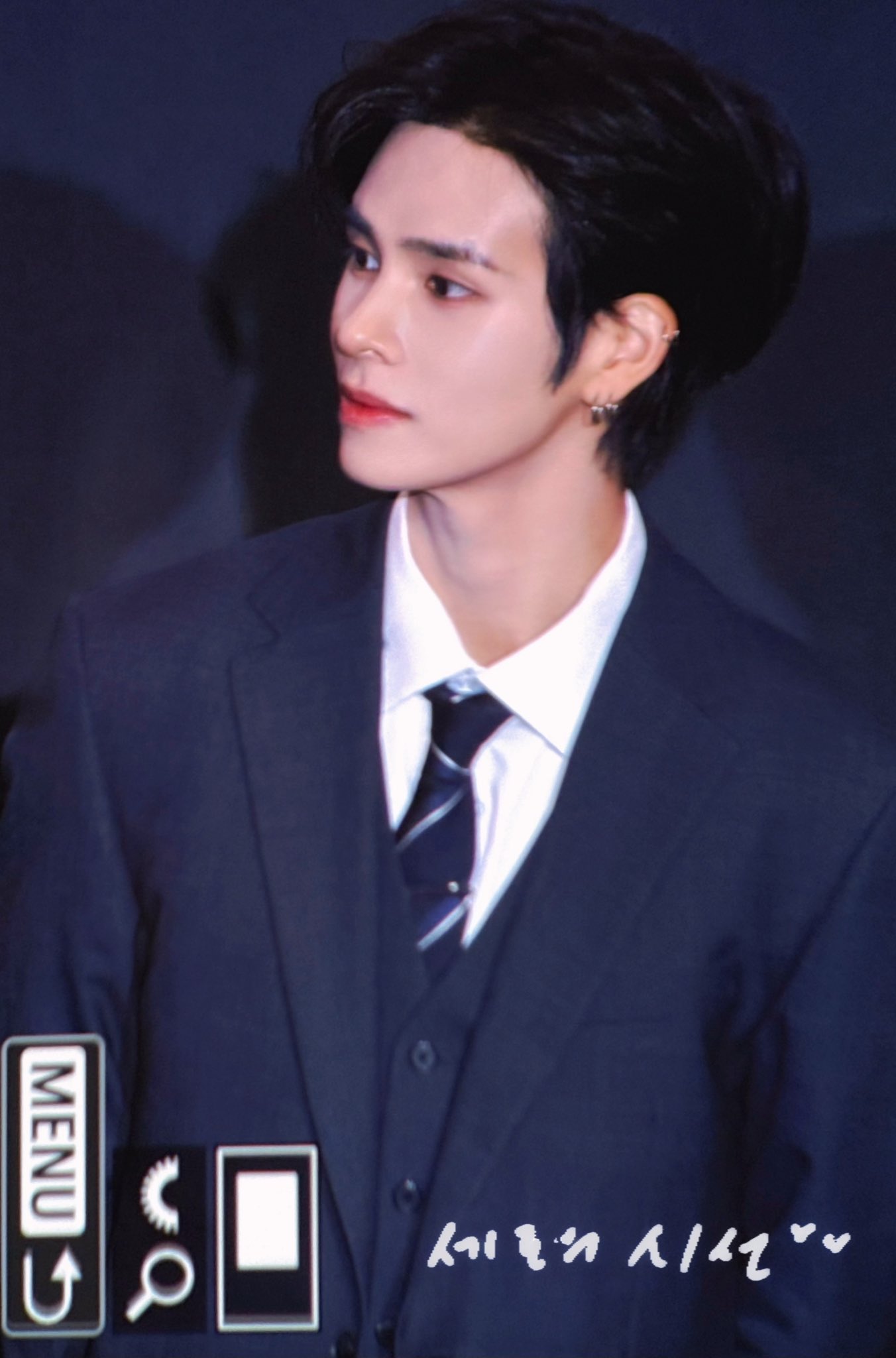 [잡담] 수상할정도로 쓰리피스 수트가 잘어울리는 박사원이 좋다.. | 인스티즈