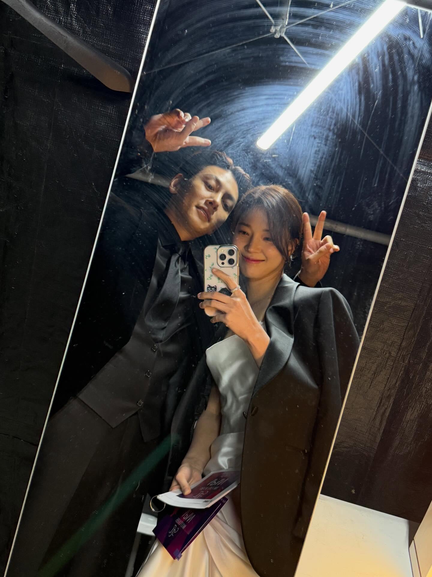 [잡담] 지창욱 임세미 투샷셀카 인스타 왔다...ㄷㄷ | 인스티즈