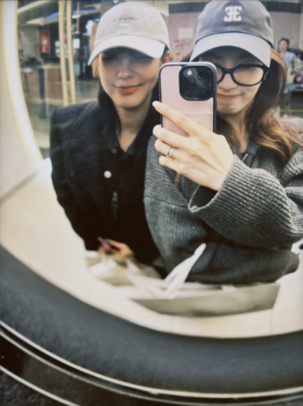 [잡담] 20분 전 올라온 미연사나👩‍❤️‍👩 | 인스티즈