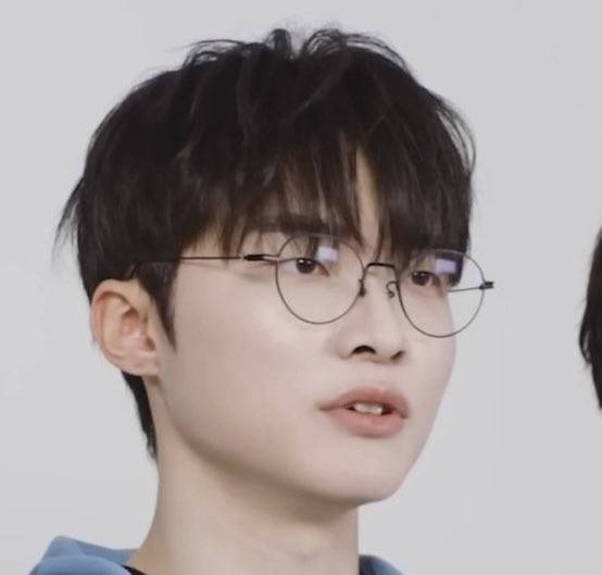 [잡담] 토끼 이빨을 가진 선수는 누굴까? 정답은? | 인스티즈