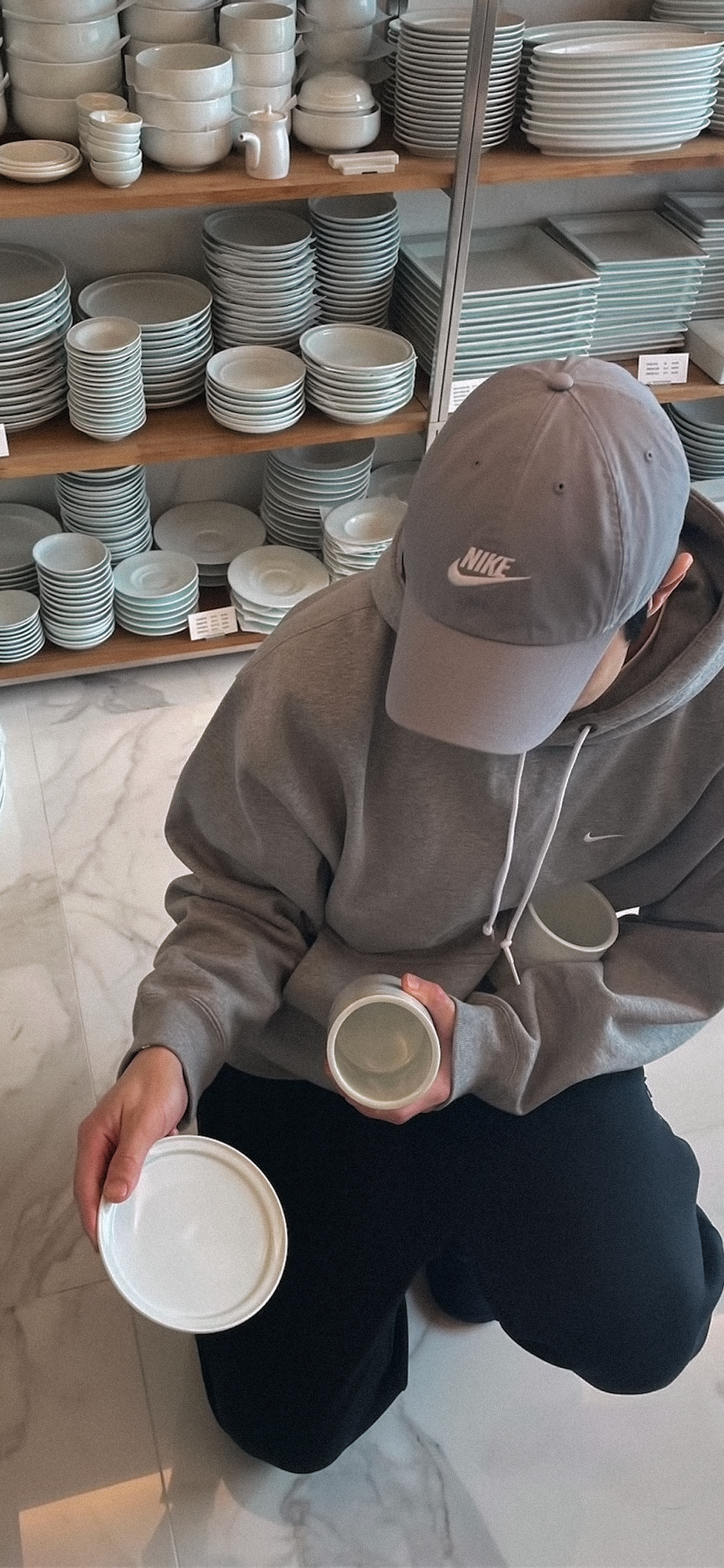 [잡담] 안 이쁘면 죽는 병 걸린 손종원, 매장 식기에 대한 글 썼던거 봤냐고 | 인스티즈