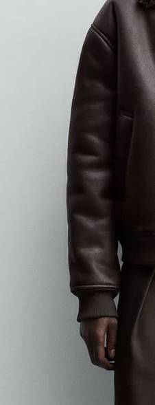 [잡담] 이옷도 무스탕처럼 팔에 주름생길까? | 인스티즈