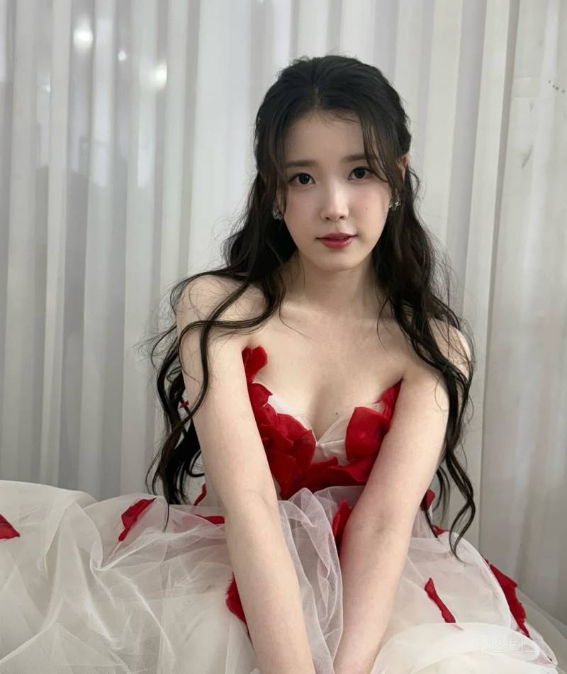 251230 아이유 인스타그램 업데이트 | 인스티즈