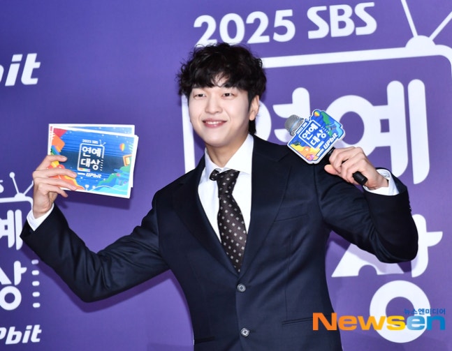 [잡담] 유재필 습스 연예대상 레카 엠씨 한다 | 인스티즈