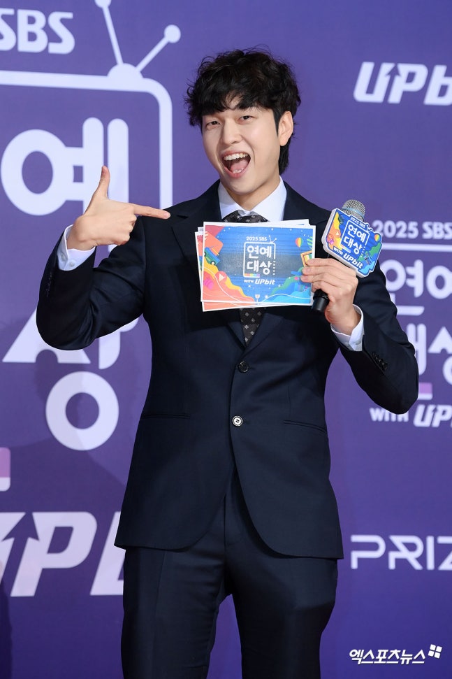 [잡담] 유재필 습스 연예대상 레카 엠씨 한다 | 인스티즈