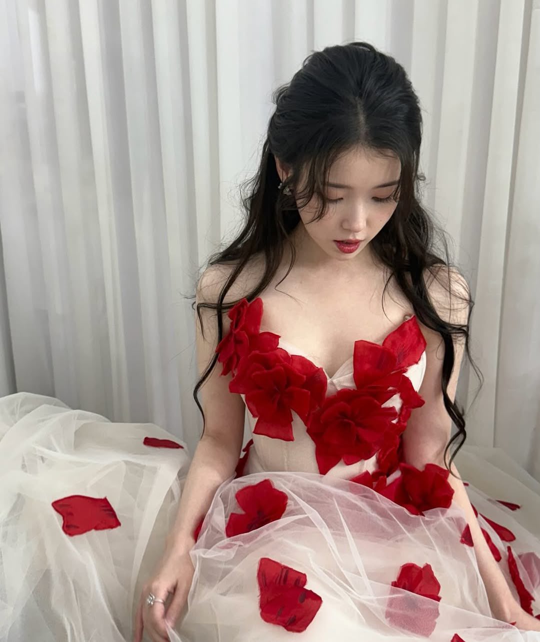 [잡담] 아 이게 여자지 ㅈㅇ 아이유 | 인스티즈