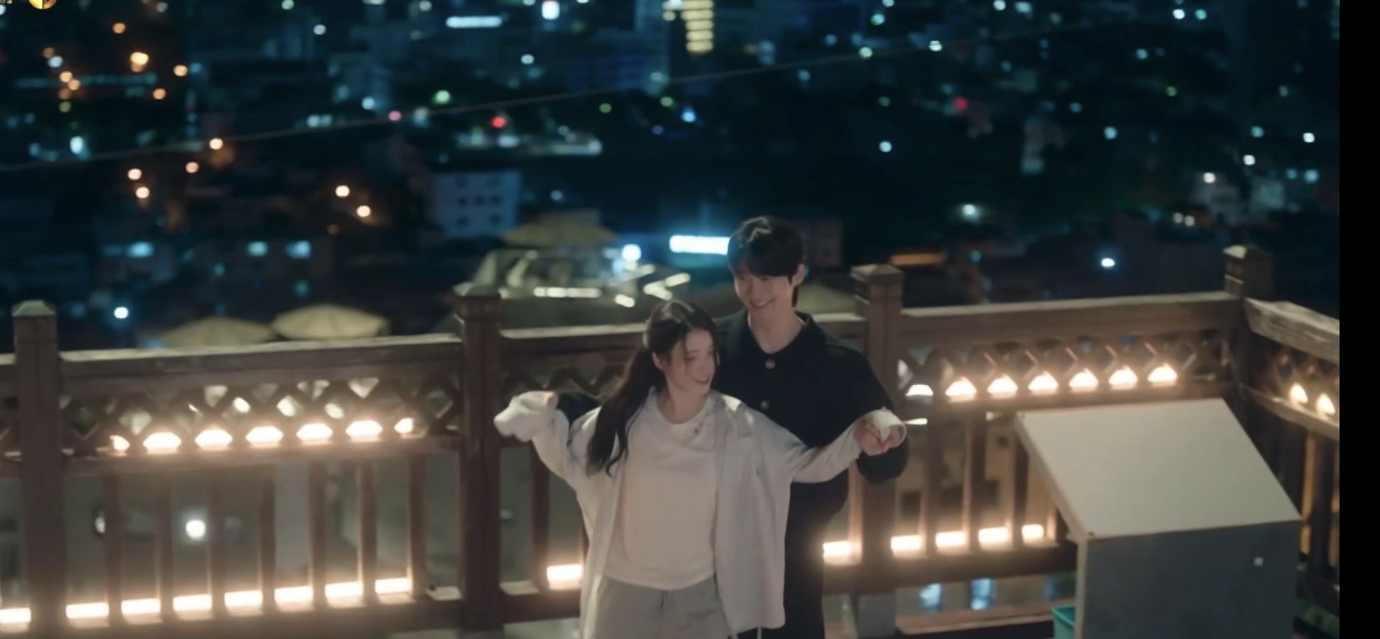 [잡담] 내 생각보다 아이유가 큰가봐 변우석이랑 키차이 꽤괜 | 인스티즈