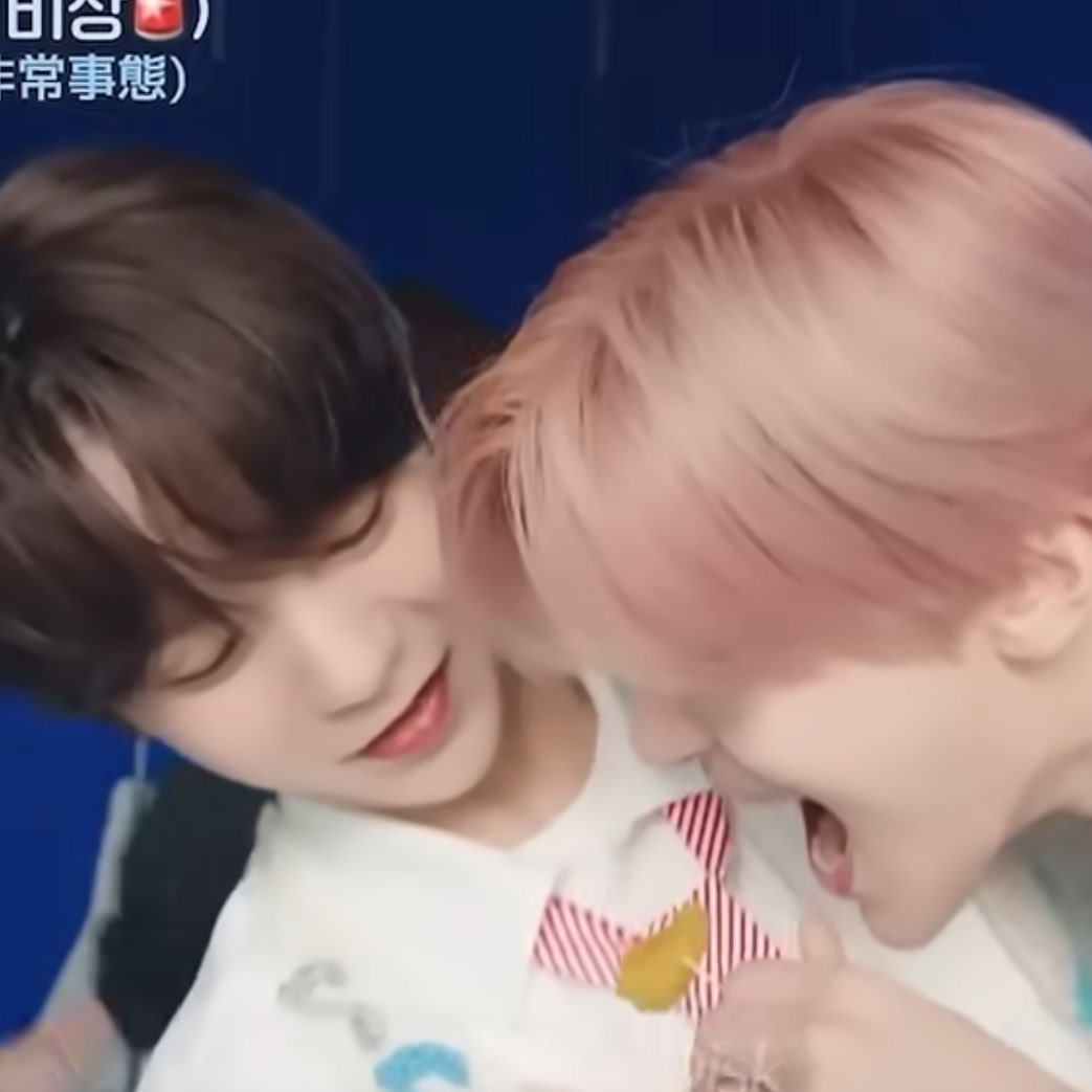 [잡담] 아닠ㅋㅋㅋ료 맨날 뺏겨서 또 뺏길까봐 상습범 예의주시 | 인스티즈