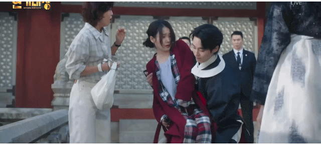 [잡담] 대군부인) 꼬시는 여주, 꼬셔지는 남주 | 인스티즈