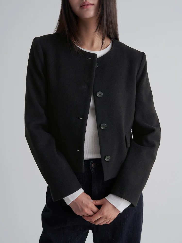 [잡담] 익들아 이 자켓 기본템으로 ㄱㅊ을까?? | 인스티즈