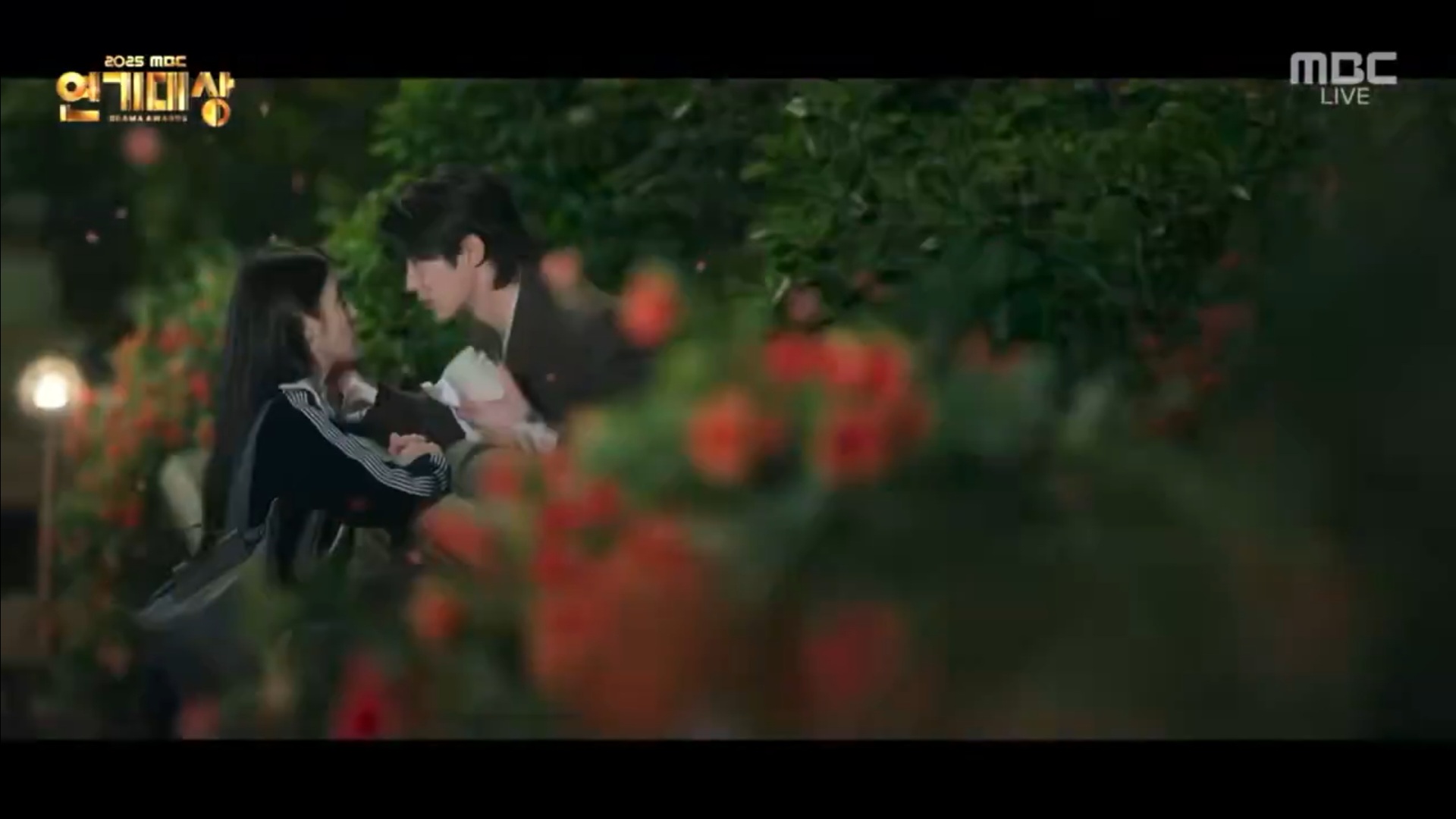 [잡담] 대군부인) 이거 담벼락 그거 | 인스티즈