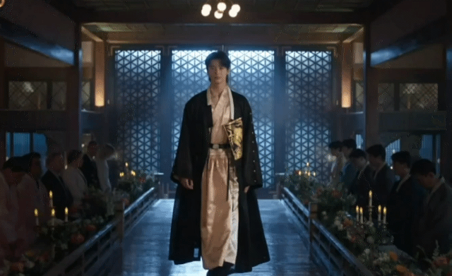 [잡담] 대군부인) 이때 헉 했음..변우석 의상도 개좋아 | 인스티즈