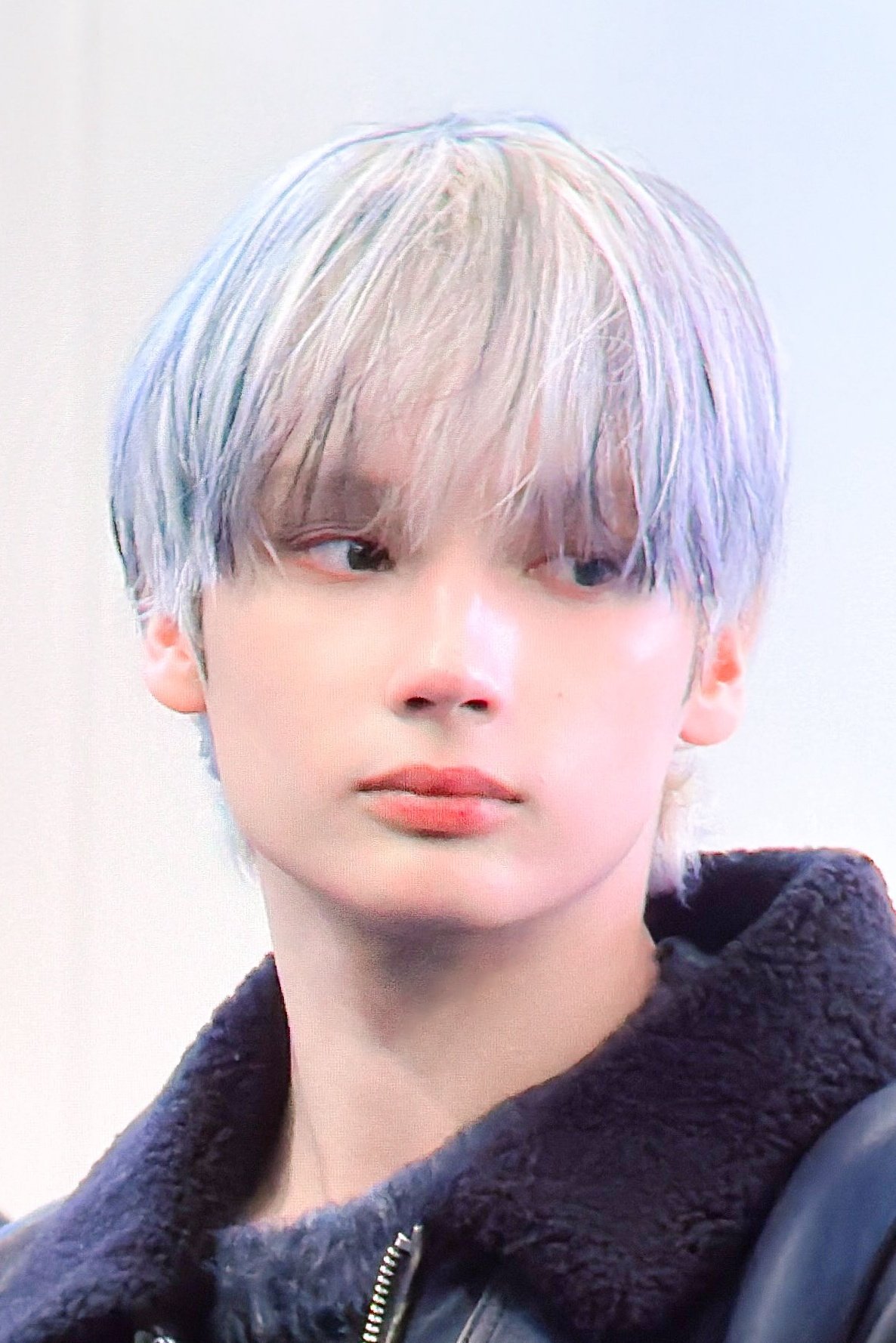 [잡담] 어제 휴닝카이 헤어 왤케 잘어울려 | 인스티즈