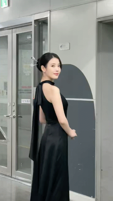 [잡담] 와 씨 아이유 퇴근길 너무 예뻐 | 인스티즈